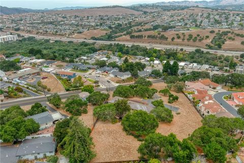 Tiny photo for 910 N 12th Street, Grover Beach, CA 93433 (MLS # PI26028246)