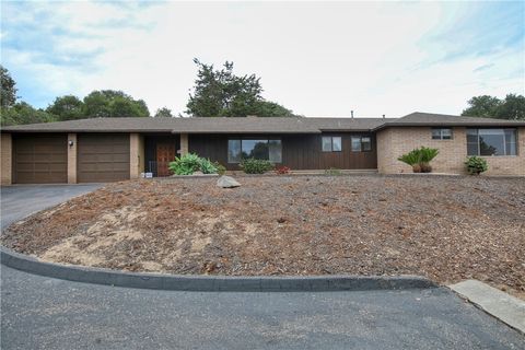 Tiny photo for 910 N 12th Street, Grover Beach, CA 93433 (MLS # PI26028246)