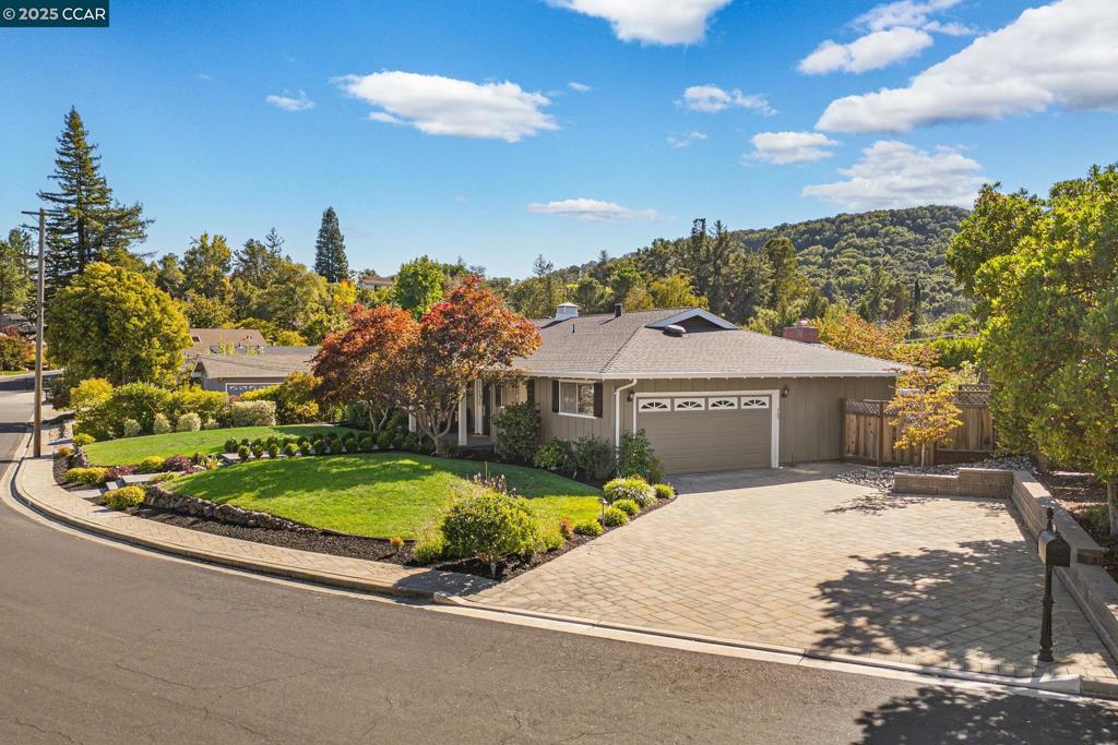 CAMINO WOODS - Residential