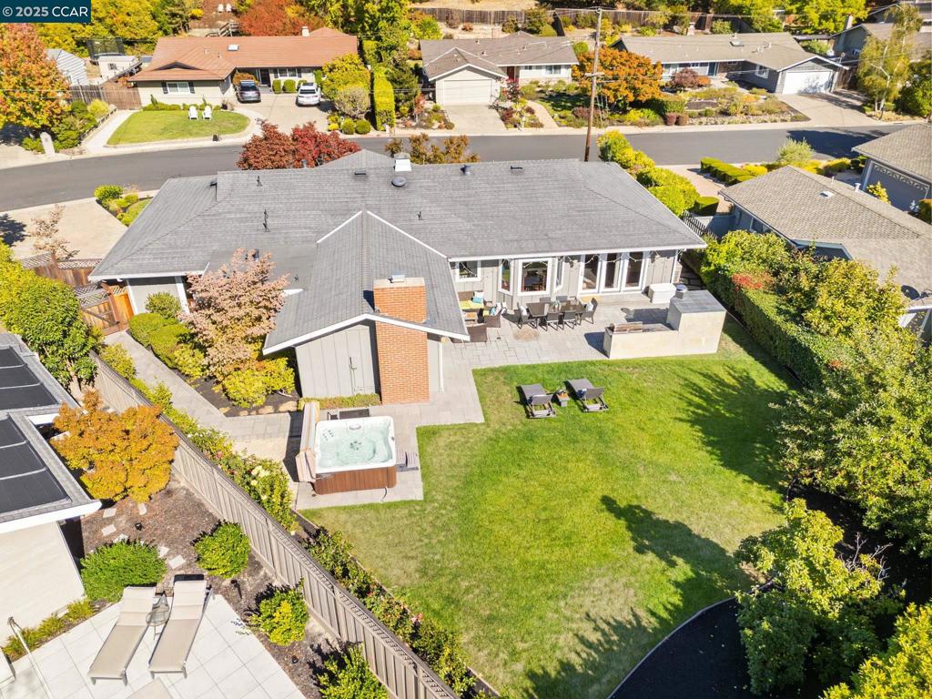 CAMINO WOODS - Residential