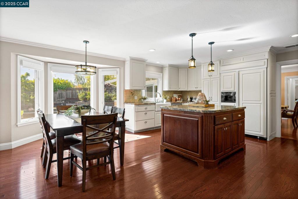 CAMINO WOODS - Residential