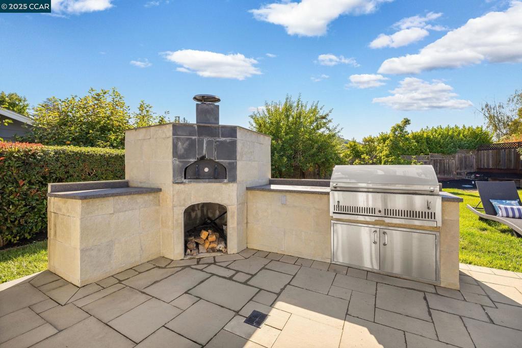 CAMINO WOODS - Residential