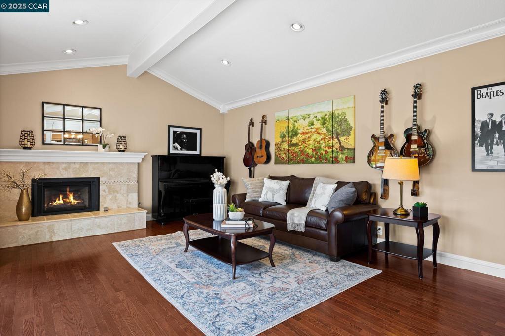 CAMINO WOODS - Residential