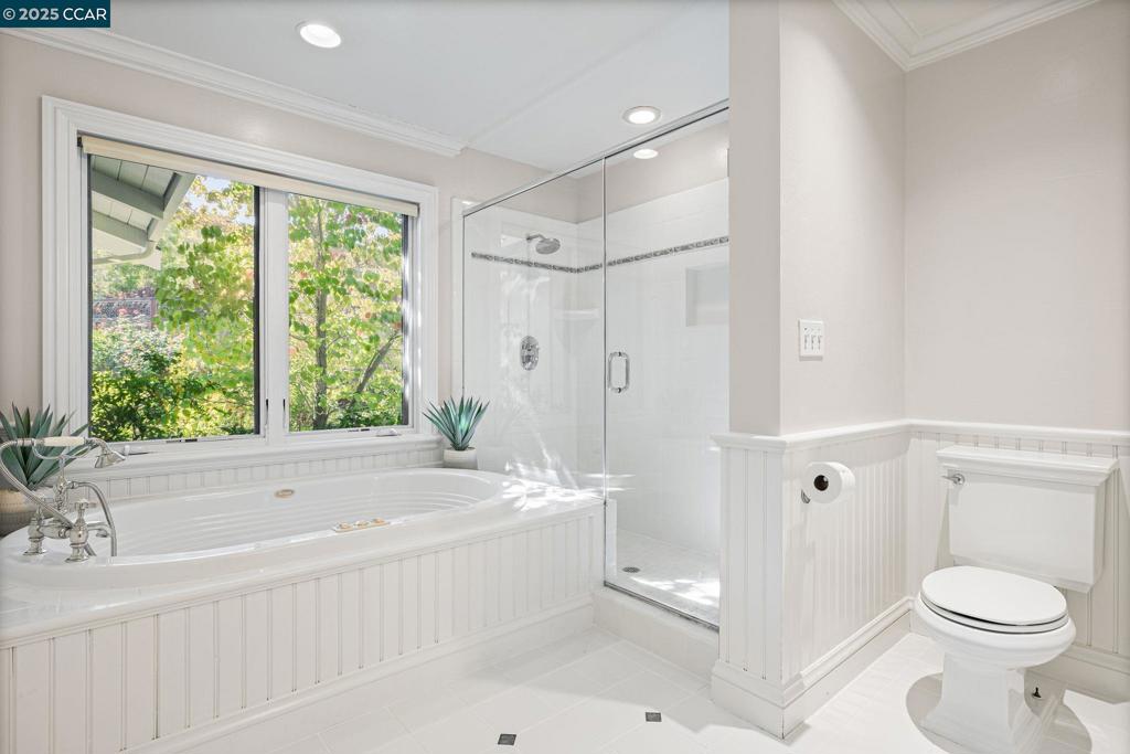 CAMINO WOODS - Residential