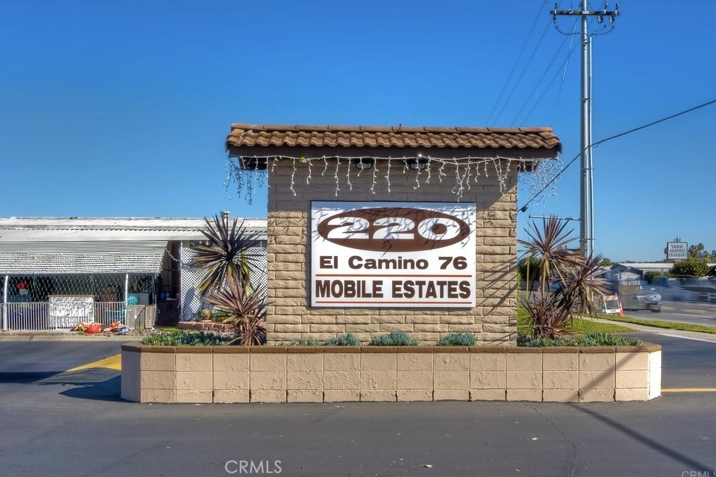 220 N El Camino Real 13