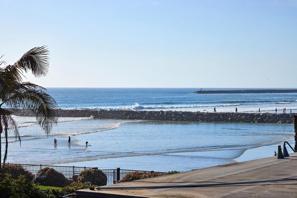 999 N Pacific St E109