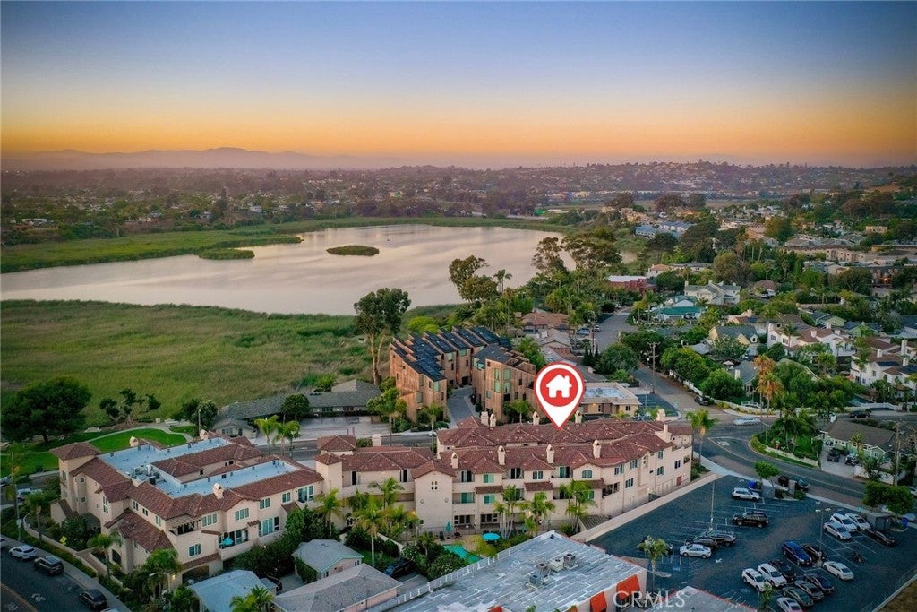 543 LAGUNA Drive, Carlsbad CA 92008