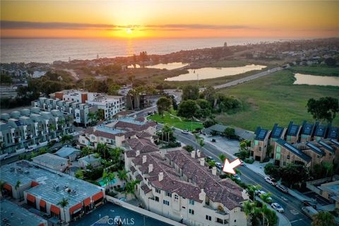 543 LAGUNA Drive Carlsbad CA 92008