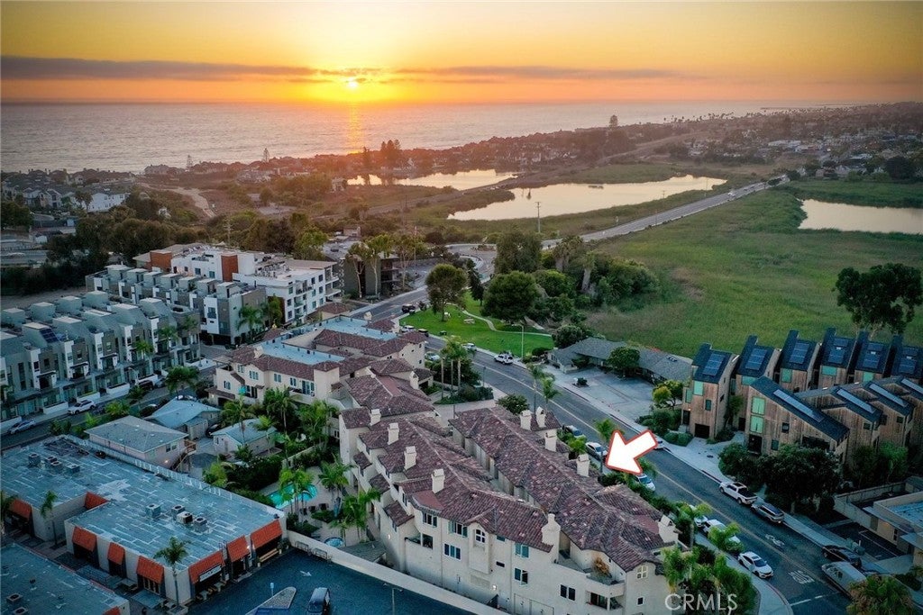 543 LAGUNA Drive