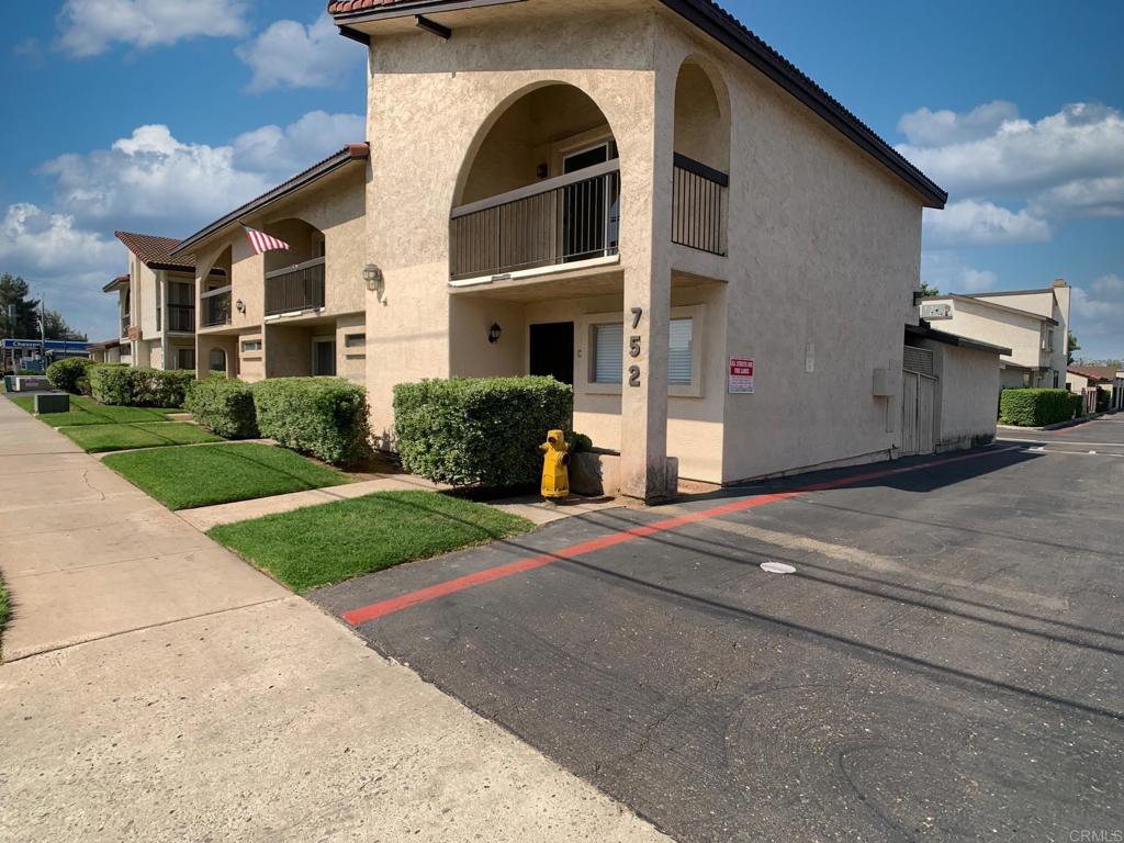 Welcome to your new home in the heart of El Cajon! CORNER UNIT! This charming two-story townhouse offers 2 spacious bedrooms, 1.5 bathrooms, and 1,004 sq ft of comfortable living space. Enjoy the convenience of an attached two-car garage and in-unit washer and dryer. Easy access to the 8 Freeway, this home combines comfort with ideal location.