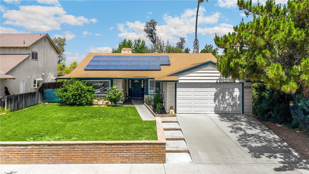 458 Termino Avenue