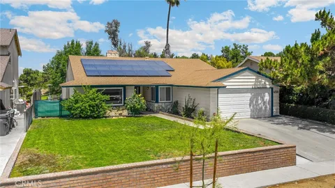 458 Termino Avenue, Corona, CA 92879 - MLS#: CV25153288