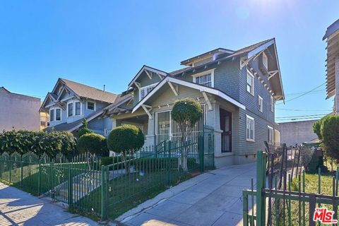 Photo of 2266 Cambridge Street, Los Angeles, CA 90006 (MLS # 26649647)