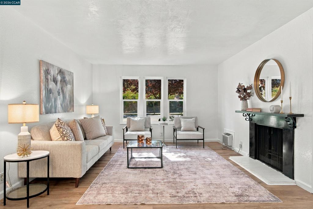 375 Camelback Rd Rd 4, Pleasant Hill CA 94523