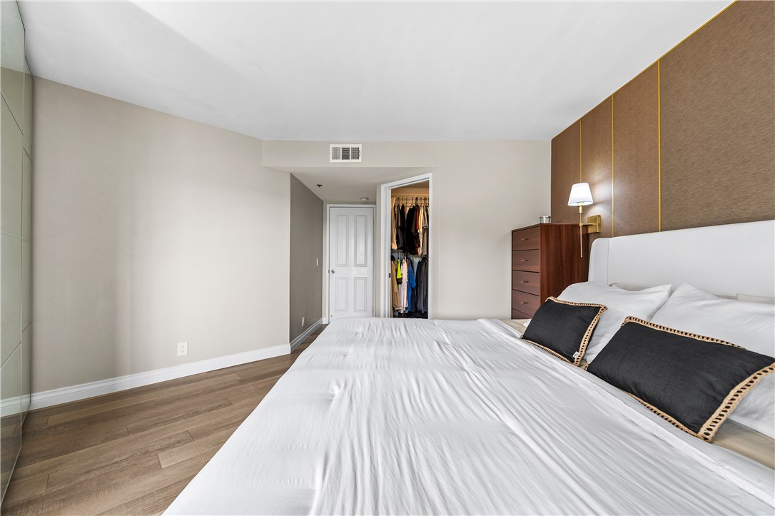 Huntington Bayshore (HBSH) - Residential