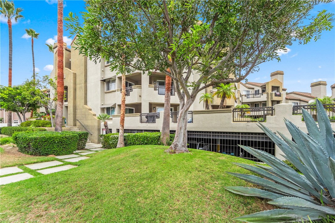 Huntington Bayshore (HBSH) - Residential