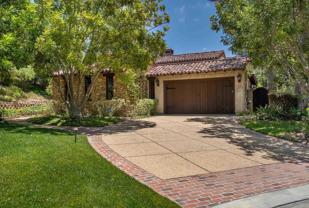 7083 Calle Portone