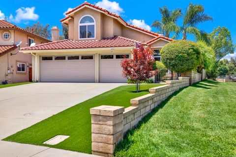 2207 Pleasantwood Lane Escondido CA 92026