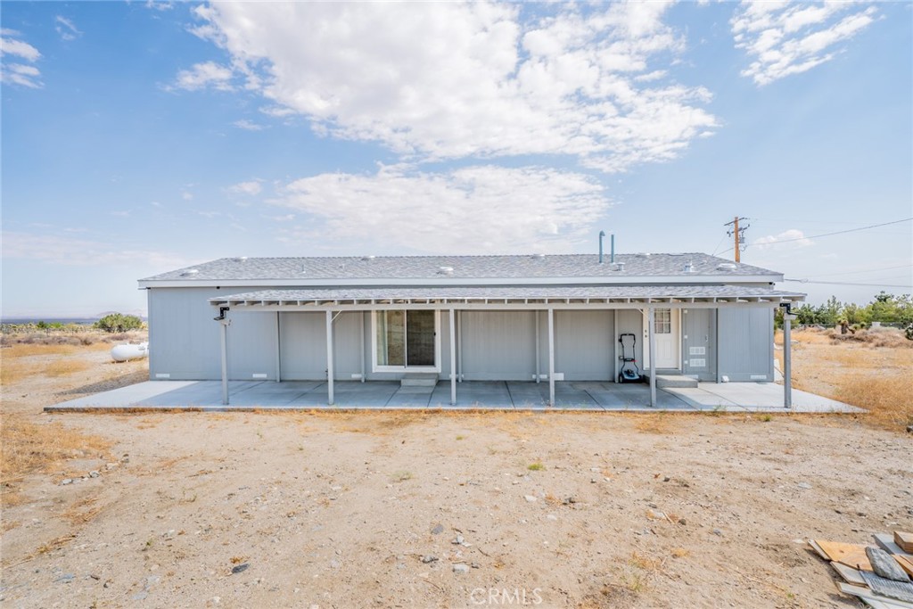 1573 Smoke Tree Road