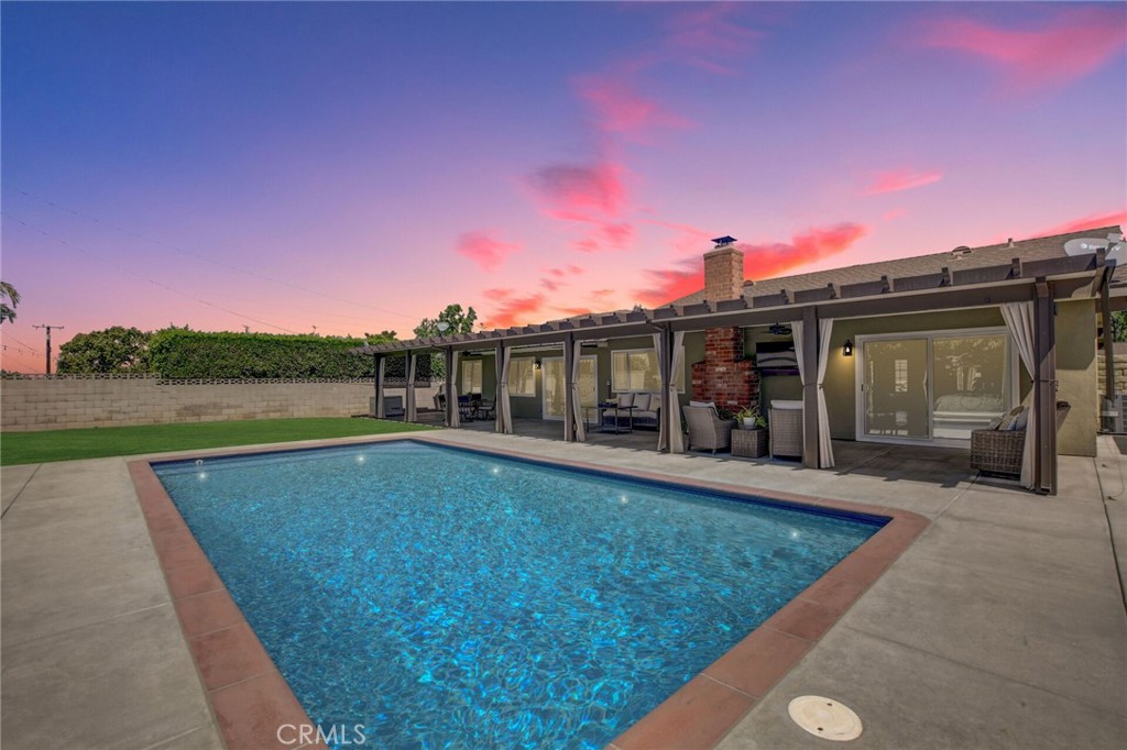 1298 Oak Ridge Drive