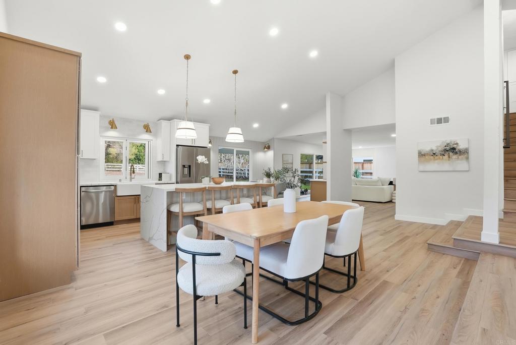 1203 Branding Iron Circle