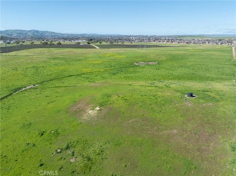 Tiny photo for 0 Creston Road, Paso Robles, CA 93446 (MLS # NS25113952)