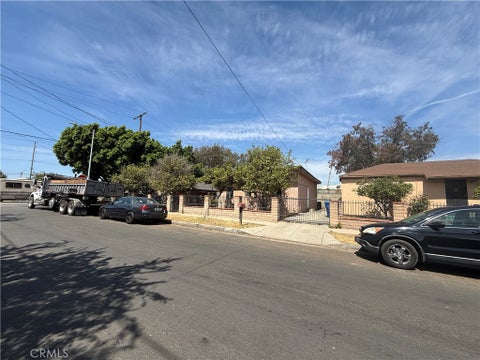 Photo of 10004 San Fernando Road, Pacoima, CA 91331 (MLS # SR26198530)