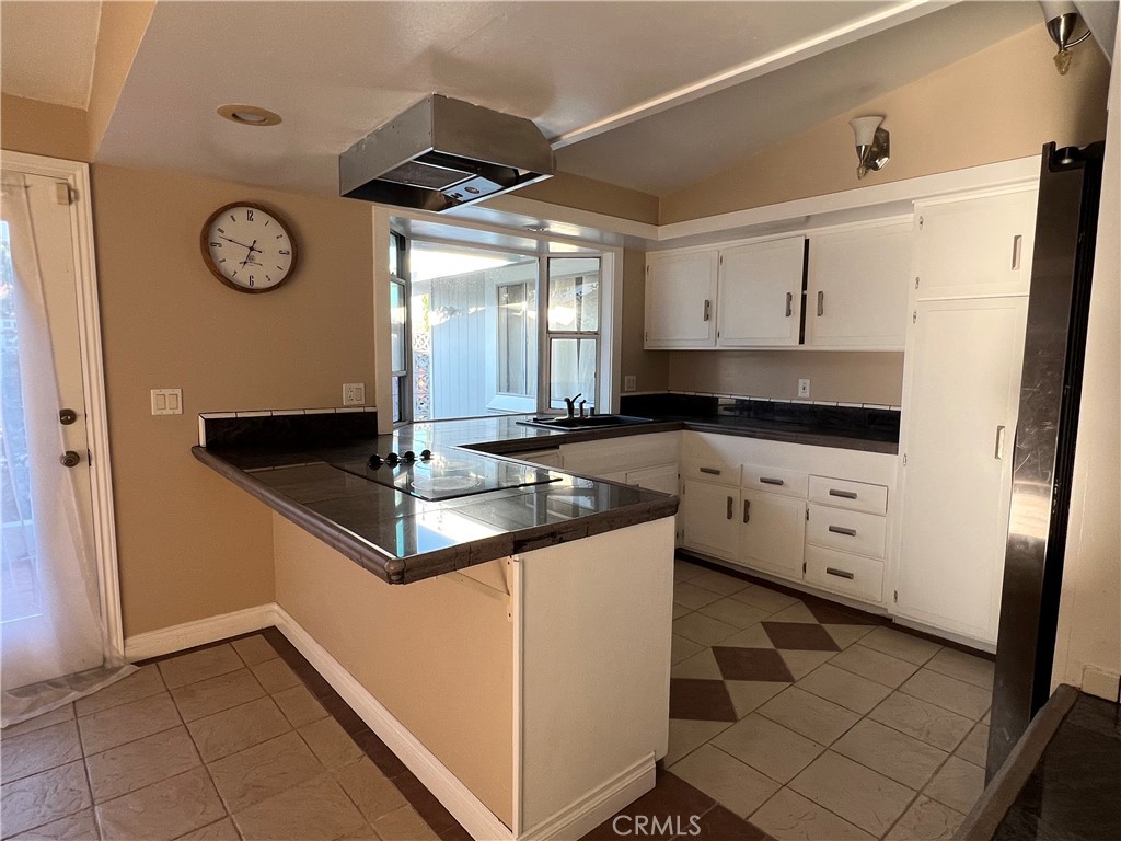 3292 Yellowtail Drive