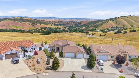 Tiny photo for 3180 Lakeside Village DR, Paso Robles, CA 93446 (MLS # PI26093398)