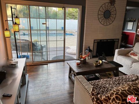 11447 Gothic Avenue Granada Hills CA 91344