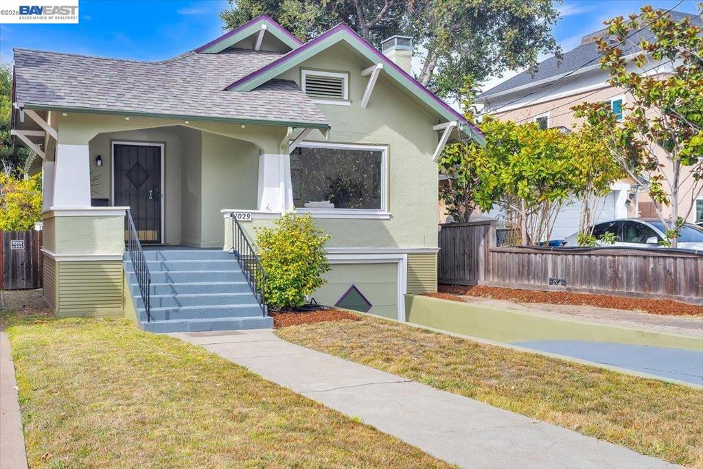 1029 Lincoln Ave