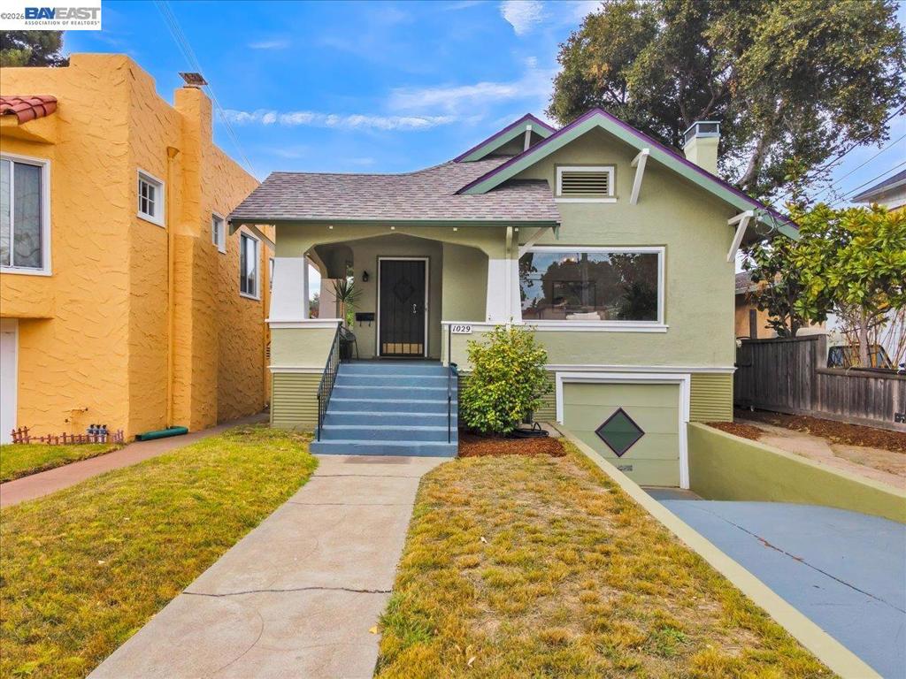 1029 Lincoln Ave