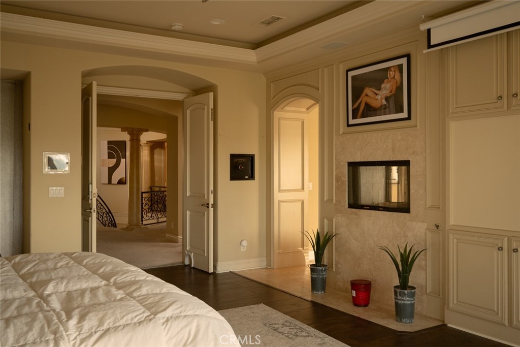 Santa Ana Heights Residential (SAHR) - Residential