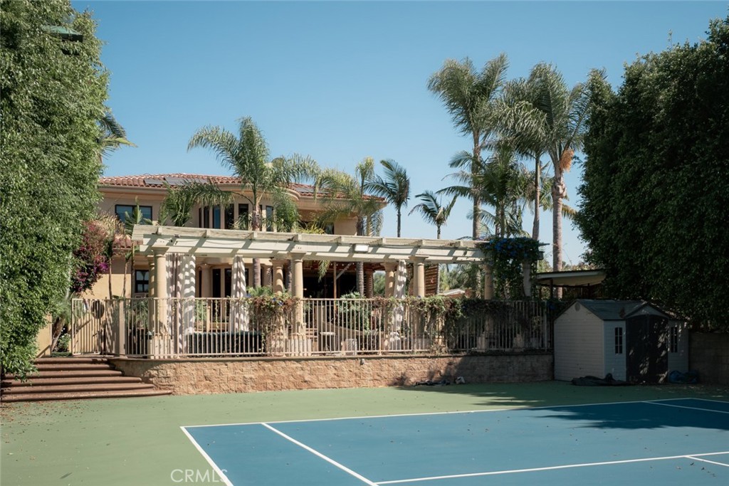 Santa Ana Heights Residential (SAHR) - Residential