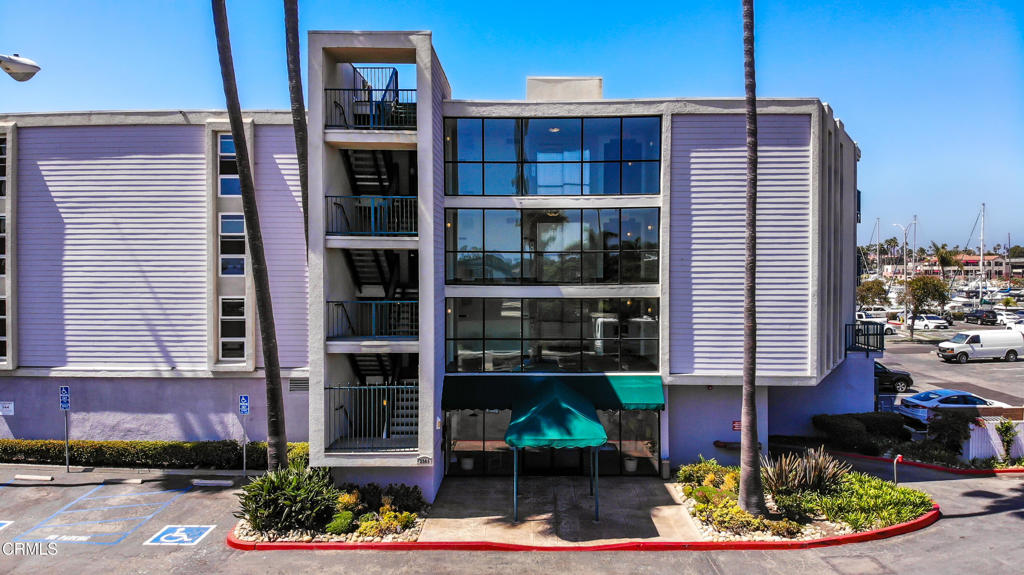 Channel Island Waterfront Homes - 4846 - Residential