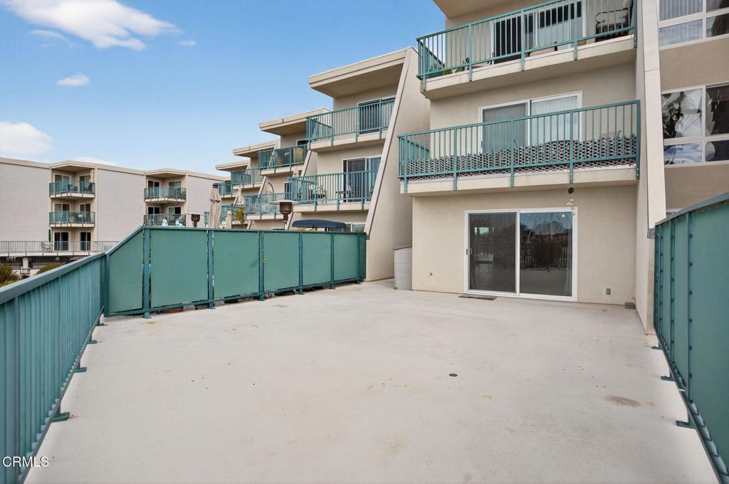 Channel Island Waterfront Homes - 4846 - Residential