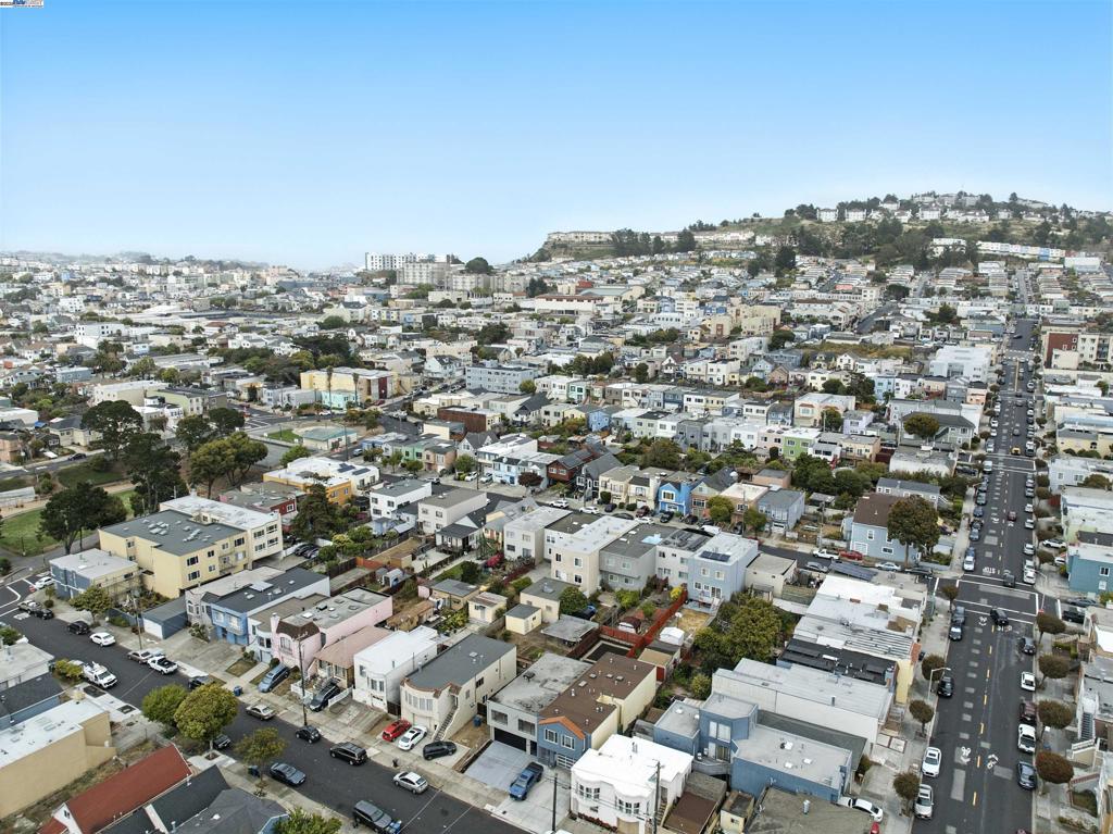 DALY CITY - Residential