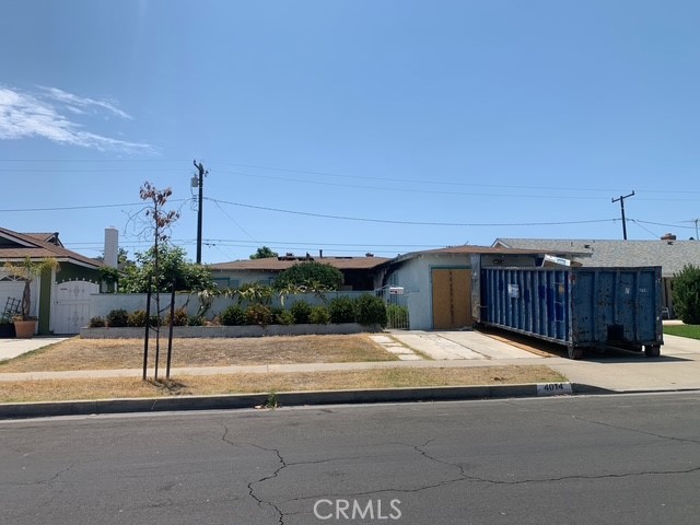 **Opportunity Knocks in Santa Ana – Fix or Build New!**
Presenting a rare opportunity to own a fire-damaged property in a highly sought-after neighborhood of Santa Ana. Whether you're an investor, builder, or buyer with vision, this lot offers the perfect canvas to renovate or build your dream home from the ground up.
Ideally located near Mile Square Park, Santa Barbara Catholic Church, top-rated schools, vibrant shopping centers, and major freeways, this property boasts unmatched convenience and value.
With a spacious lot and a layout ready for transformation, the possibilities are endless—create a custom residence, develop an income-producing property, or restore it to its former charm. The buyer is responsible for verifying with the City of Santa Ana regarding development potential and building guidelines.
**Don’t miss this chance to unlock the potential of this prime location!** Shown by appointment only. Call today for more details.