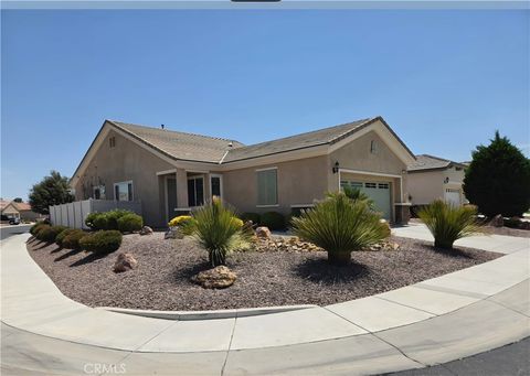 Photo of 10149 Darby Road, Apple Valley, CA 92308 (MLS # HD26113642)