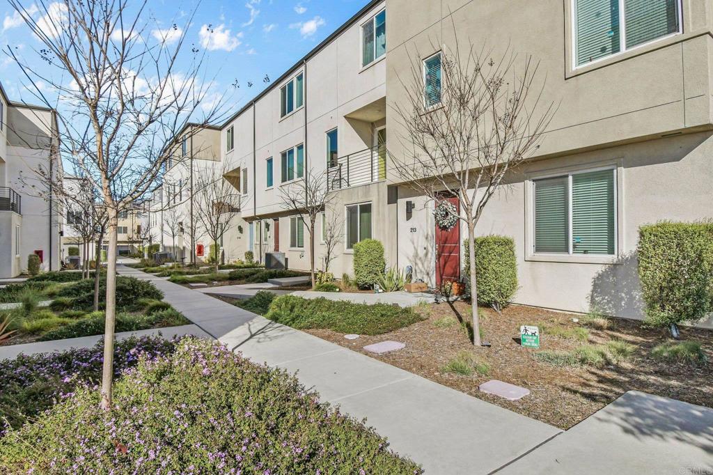 5264 Beachfront Cove St. 214