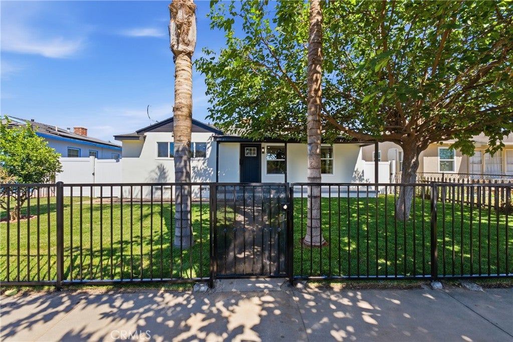 7808 Pioneer Blvd, Whittier CA 90606