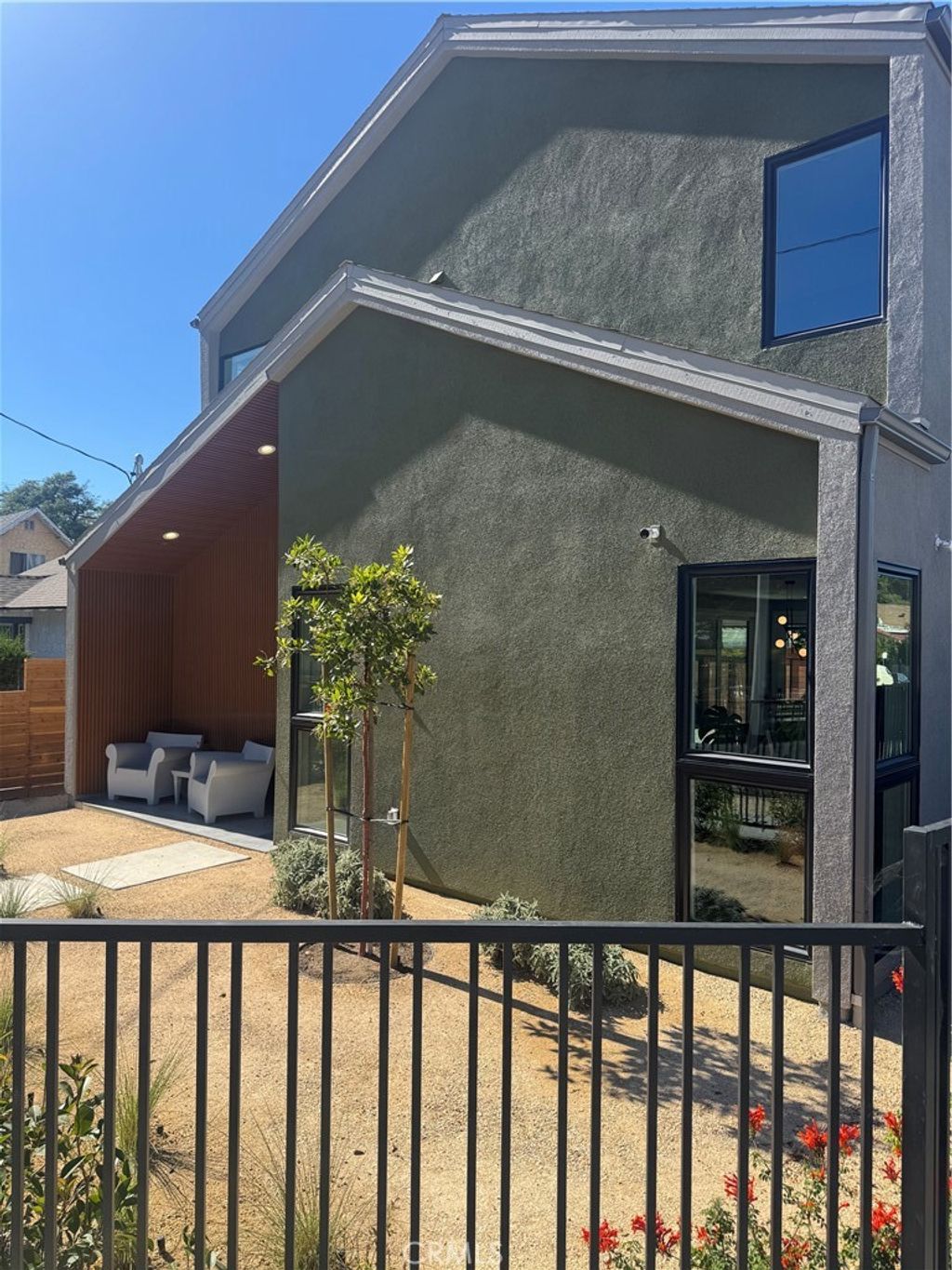 Photo of 355 Newland, Los Angeles, CA 90042 (MLS # IV25256793)