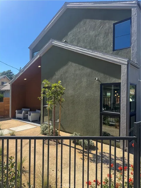 355 Newland, Los Angeles, CA 90042 - MLS#: IV25256793