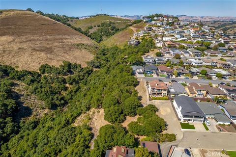 Tiny photo for 991 Visalia Street, Pismo Beach, CA 93449 (MLS # SC25182221)