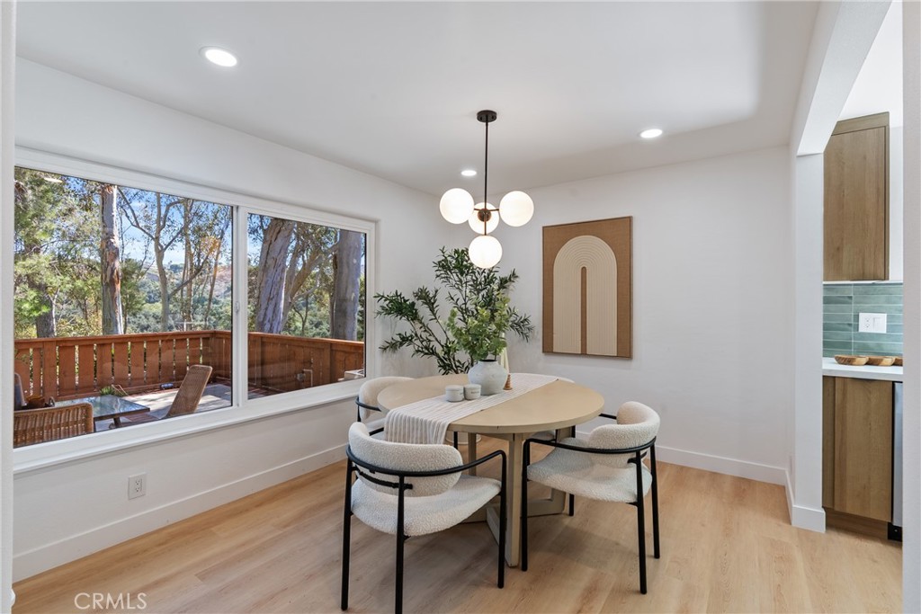 6577 E Camino Vista 6