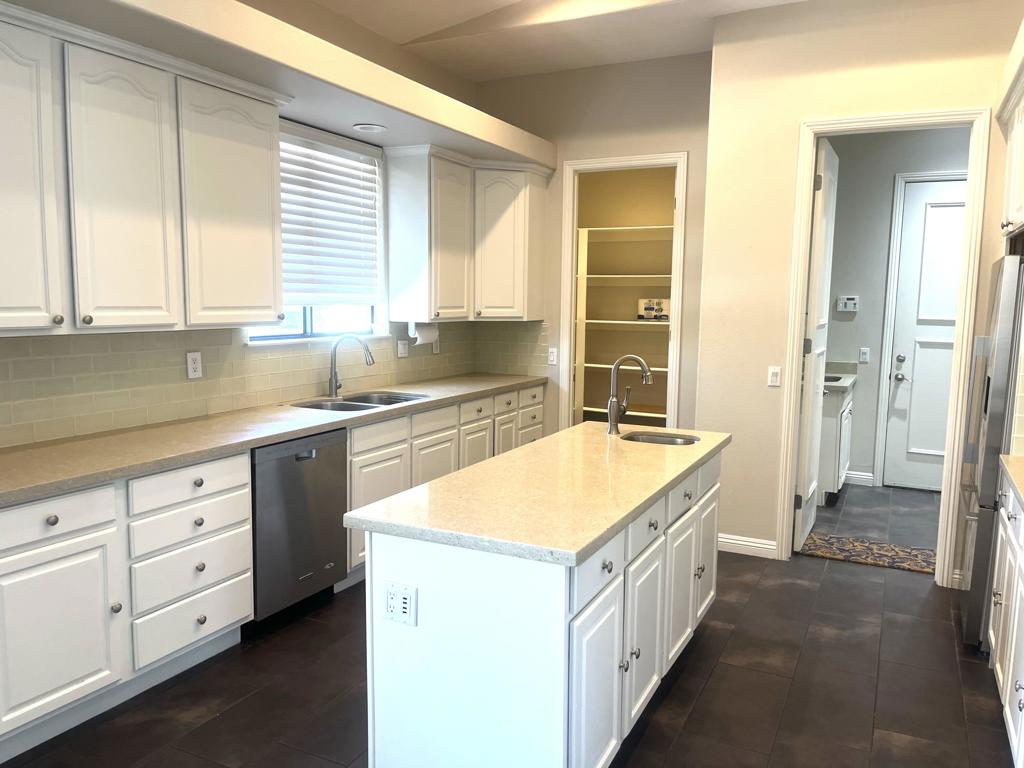 Mission Pointe - Residential Lease