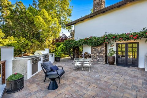 Tiny photo for 543 Paseo Grande, Thousand Oaks, CA 91320 (MLS # OC26033545)