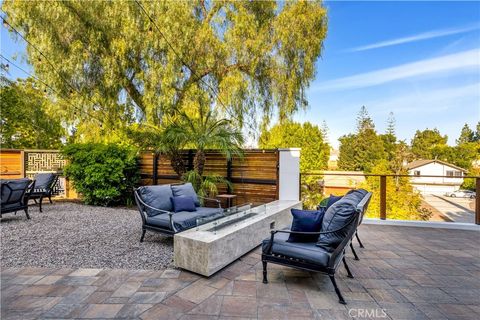 Tiny photo for 543 Paseo Grande, Thousand Oaks, CA 91320 (MLS # OC26033545)