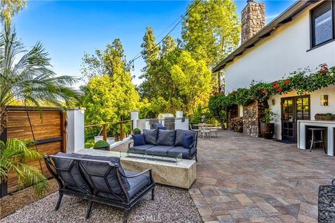 Tiny photo for 543 Paseo Grande, Thousand Oaks, CA 91320 (MLS # OC26033545)