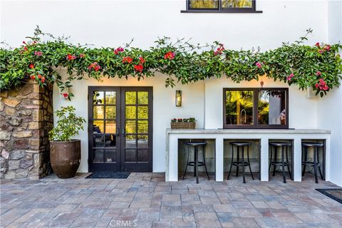 Tiny photo for 543 Paseo Grande, Thousand Oaks, CA 91320 (MLS # OC26033545)